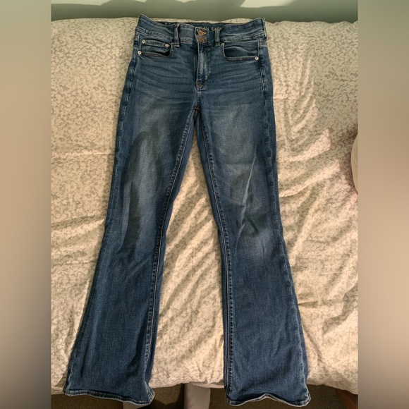 American Eagle | Flare Jeans - Picture 2 of 2
